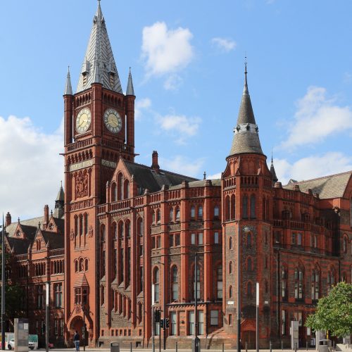Victoria_Building,_University_of_Liverpool_2019